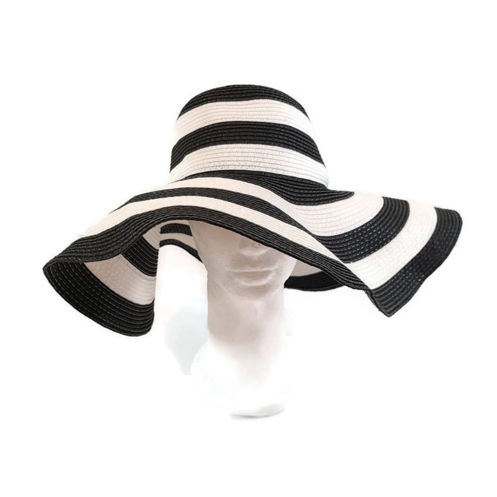 Women's floppy hat one size fits most